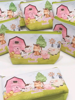 Necessaire personalizada fazendinha aquarela