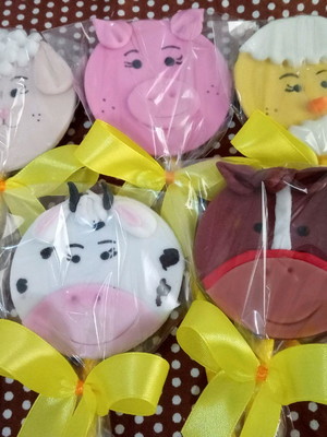 Pirulitos em chocolate tema fazendinha