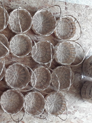 Kit com 5 cestos cipó artesanato medindo 20 cm fundo.