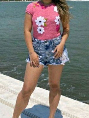 Blusa em crochê colorida