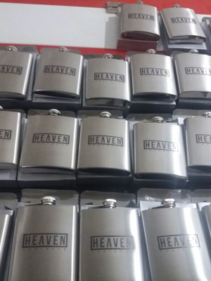 Cantil personalizado 80 unidades