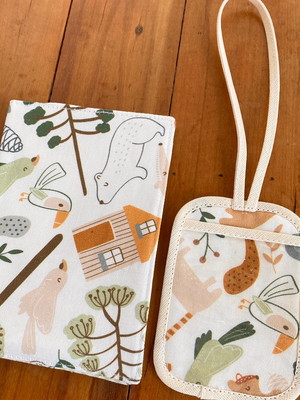 Kit capa passaporte com tag para mala bosque