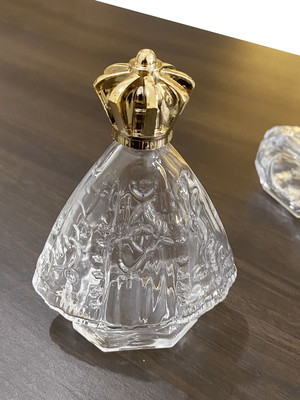 50 frascos nossa senhora aparecida 75 ml + mini terço