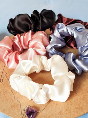 12 xuxinhas de cetim anti frizz scrunchie elástico predendor