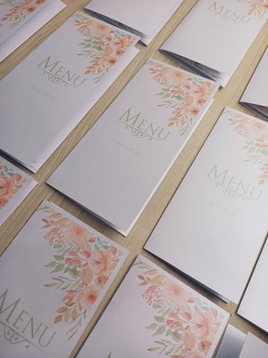 Cardápio/menu com vinco papel perolizado