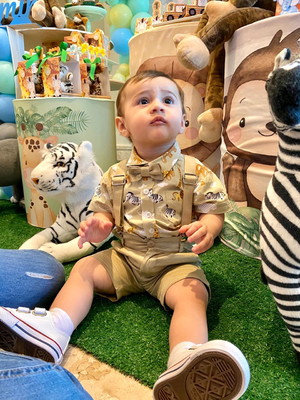 Roupa safari bege