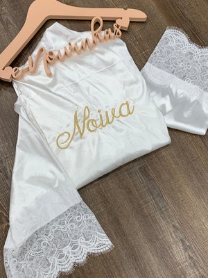 Robe personalizado com renda