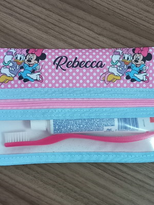 Necessaire porta escova de dente