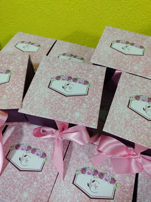 Caixa para 4 doces