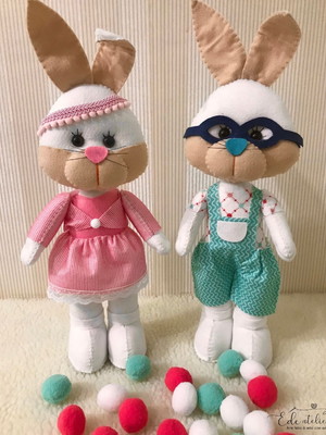 Casal coelho de páscoa em pé feltro 40cm