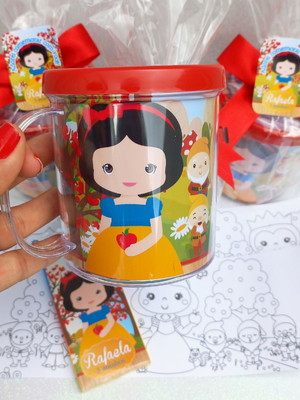 Caneca com kit colorir - branca de neve
