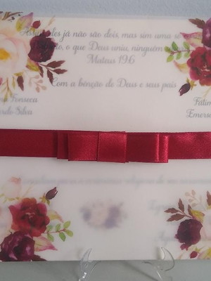 Convite de casamento papel vegetal marsala