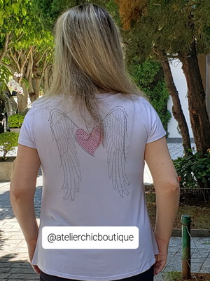 Blusa asas coração com pedrarias
