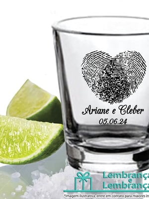 Copinho cachaça shot dose personalizado noivado casamento