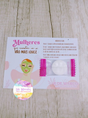 Cartão c/ máscara facial dia da mulher