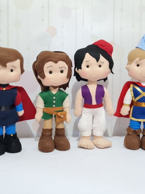 Príncipes da disney em feltro