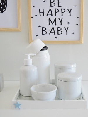 Kit higiene bandeja porcelana branco bebê estrela nuvem k011