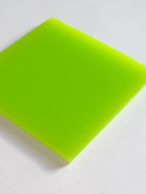 Chapa placa acrílico verde limão 34x50cm - 2mm