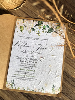 Convite em papel semente- envelope coração