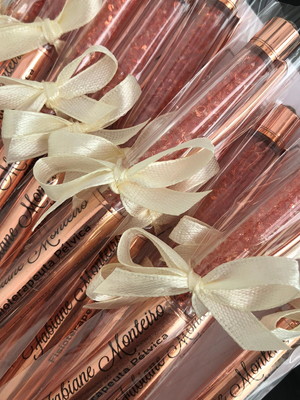 Caneta com cristais personalizada com nomes sortidos