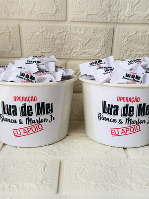 Kit baldinho + balas personalizadas - operação lua de mel