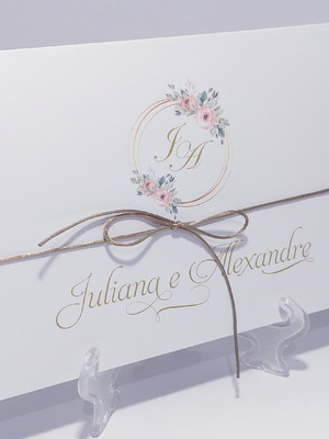Convite casamento floral rosa delicado