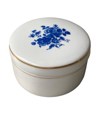 Porta joia de porcelana