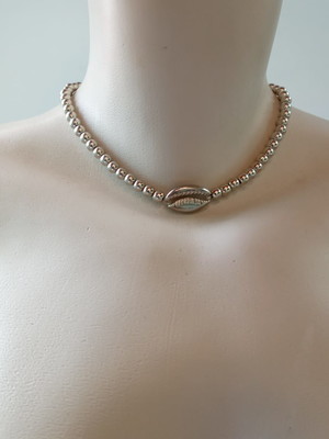 Choker buzios metal contas em abs