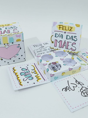 Caixa explosão 4 doces dia das mães