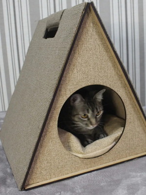 Arranhadores casinha para gatos triangulo