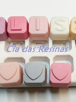 Molde forma de silicone de cubos com letras -a escolha