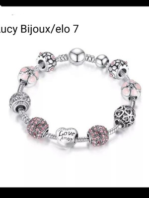 Pulseira com berloques
