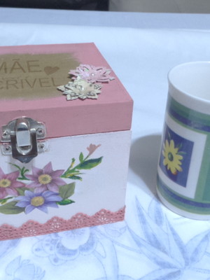 Caixa com caneca para mãe