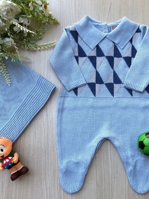Saída de maternidade menino em tricot macacão azul bebê