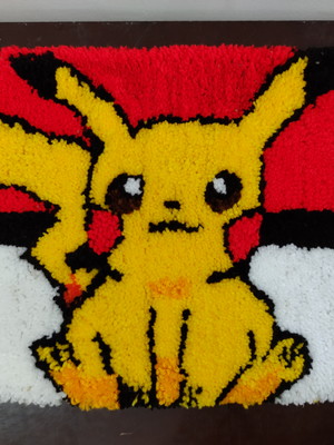 Tufting - tapete antiderrapante - pikachu