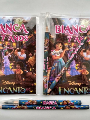 Bloquinho com caneta e lápis encanto