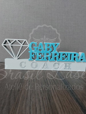 Decoração coach branco com acrílico 30cm