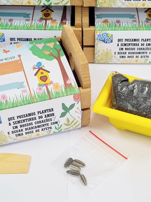 Brinde cultivo caixote com cinta - tema jardim