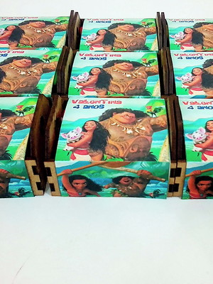 Lembrança cultivo caixote com cinta personalizada - moana