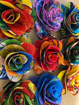 Kit de 15 flores em chita