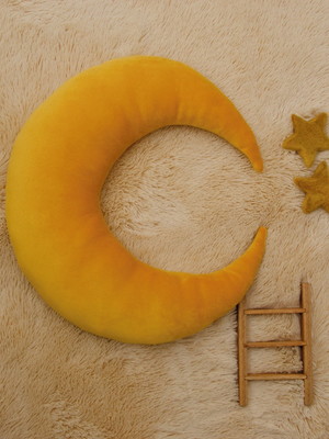 Lua posicionadora newborn com escadinha e estrelas (03)