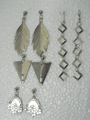 Brincos de metal leve kit com 4 pares