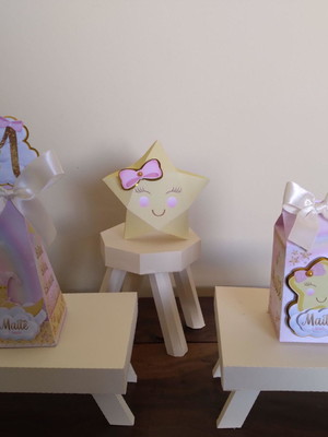 Kit 10 unidades clássico brilha estrelinha