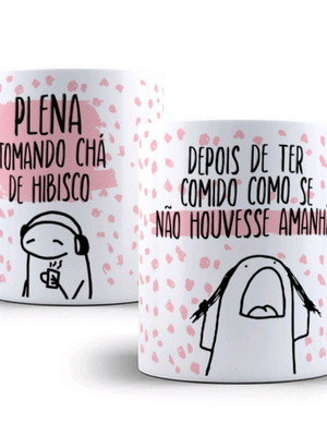 Caneca flork sincero plena tomando chá de hibisco
