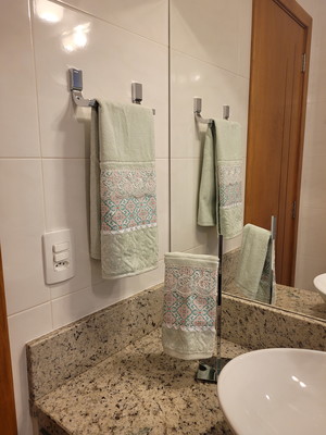 Jogo de toalha rosto /lavabo verde claro / mandala