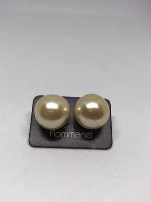 Brinco pérola folheado em ouro 18k