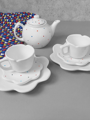 Conjunto de cerâmica para chá branco poá
