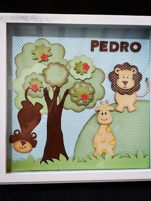 Quadro em mdf pintado e envernizado, arte interna scrapbook.