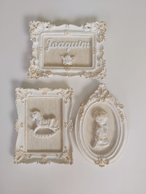 Quarto joaquim/decoração com molduras