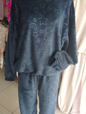 Conjunto de pijamas plus size